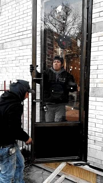 Hanging a steel entry door