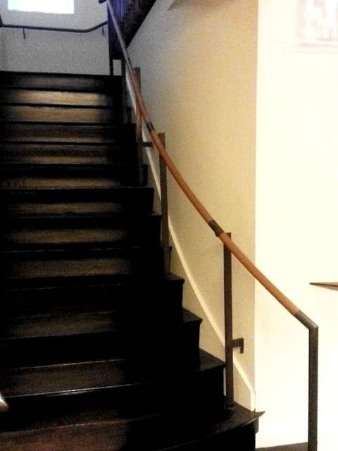 Curved stair rail